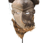 Mbangu distorted mask - Wood - Pende - Congo