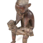 Maternity figure - Wood - Yoruba - Nigeria