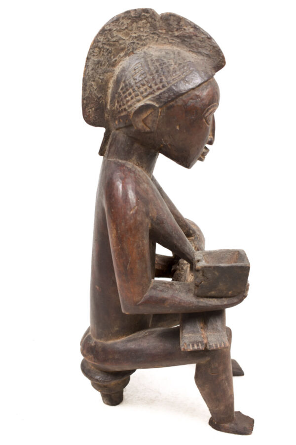 Maternity figure - Wood - Yoruba - Nigeria