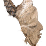 Mbangu distorted mask - Wood - Pende - Congo