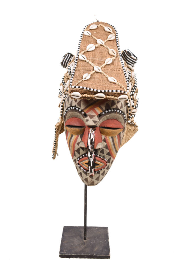 Mask - Beads, Cauris, Plant fibre, Wood - Ngaady A Waash Bushoong - Kuba - Congo