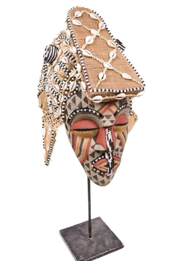 Mask - Beads, Cauris, Plant fibre, Wood - Ngaady A Waash Bushoong - Kuba - Congo