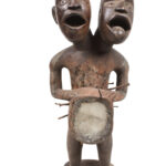 Ancestor Figure - Wood, Nail, glass - Yombe - Congo