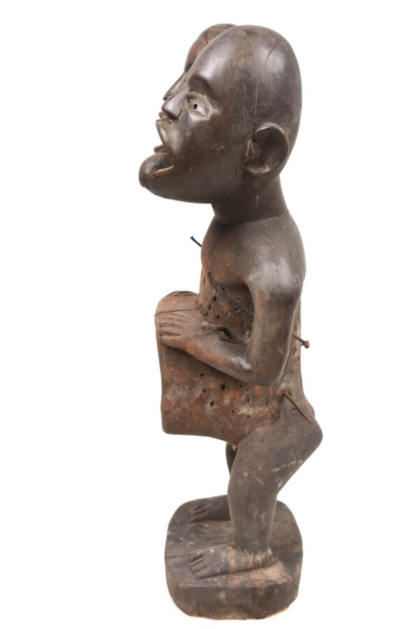 Ancestor Figure - Wood, Nail, glass - Yombe - Congo