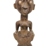 Bowl-barrier Figure - Wood - Mboko - Luba - Congo DRC