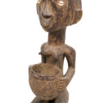 Bowl-barrier Figure - Wood - Mboko - Luba - Congo DRC