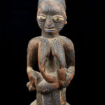 Maternity figure - Wood - Yoruba - Nigeria