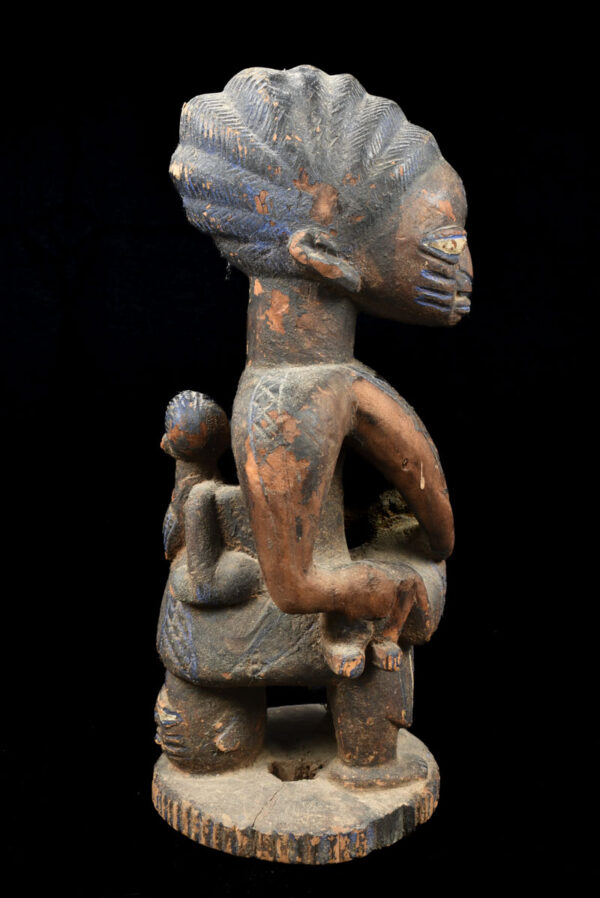 Maternity figure - Wood - Yoruba - Nigeria