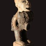 Nkisi Figure - Nail, Wood, Glass - Yombe - Congo