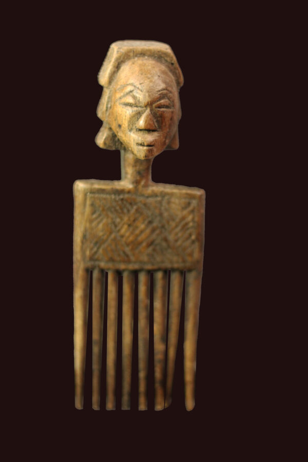 Comb - Wood - Luba - DR Congo