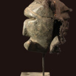Mbangu distorted mask - Wood - Pende - Congo