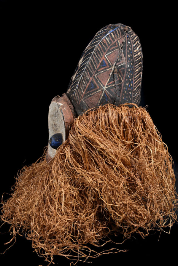 Kakunga mask - Textile, Wood, Raphia - Yaka - Congo