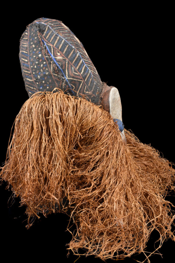 Kakunga mask - Textile, Wood, Raphia - Yaka - Congo