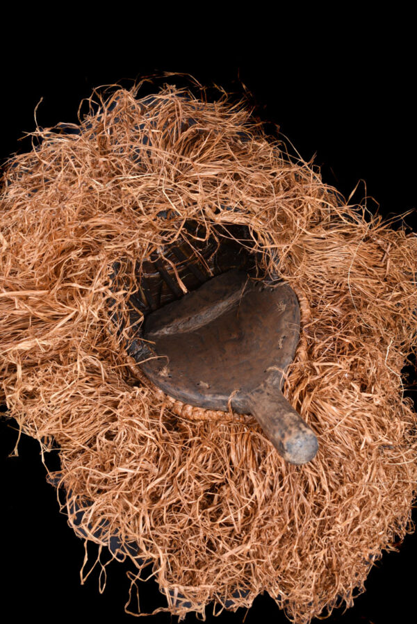 Kakunga mask - Textile, Wood, Raphia - Yaka - Congo