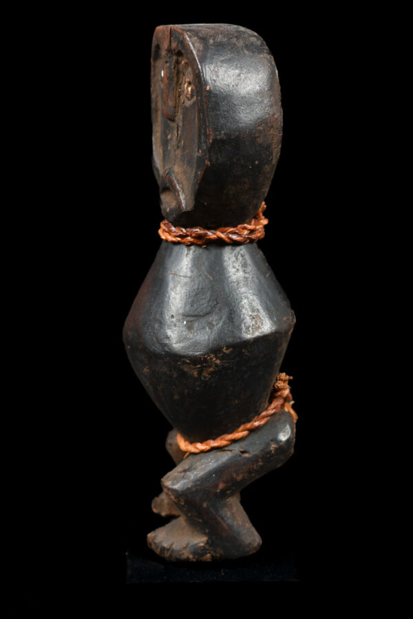 Figure - Wood - Pygmy Tikar - Cameroon