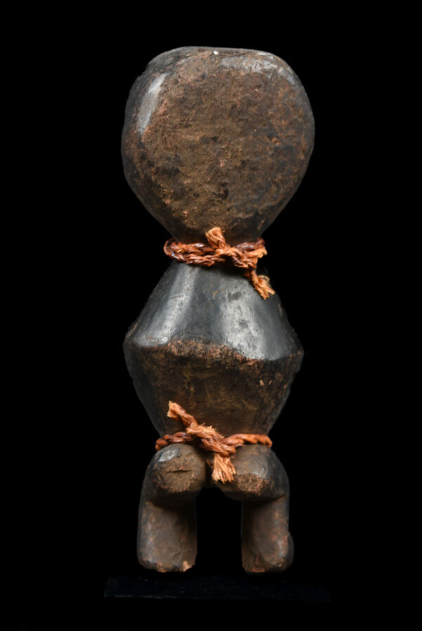 Figure - Wood - Pygmy Tikar - Cameroon