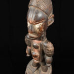 Shrine (figure) - Wood - Idoma - Nigeria