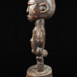 Shrine (figure) - Wood - Idoma - Nigeria