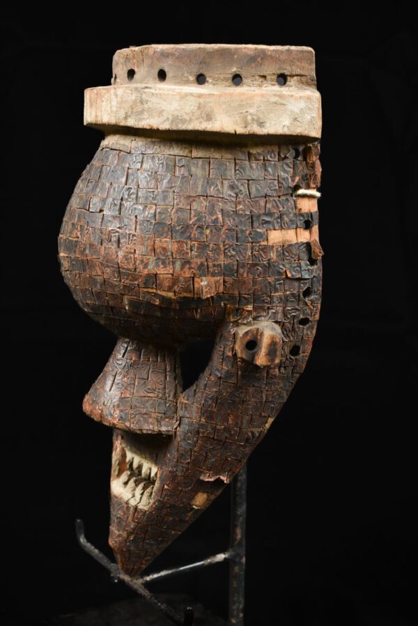 Initiation mask - Wood, Copper - Salampasu - Congo