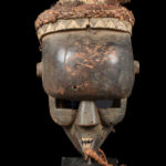 Initiation mask - Wood, Feathers - Salampasu - Congo