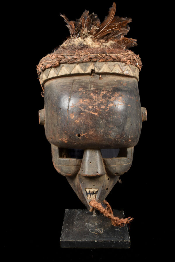Initiation mask - Wood, Feathers - Salampasu - Congo
