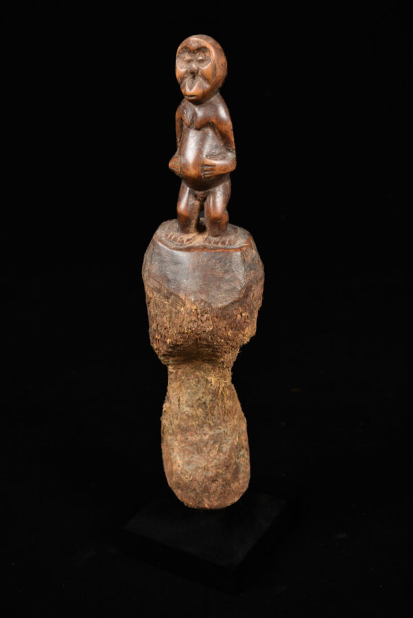Monkey Figure - Wood - Bulu - Cameroon