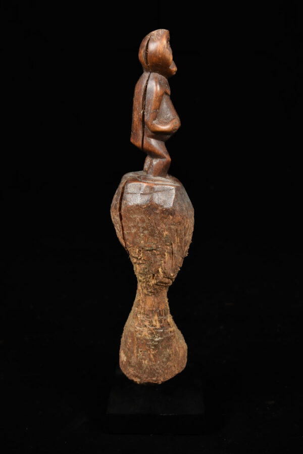 Monkey Figure - Wood - Bulu - Cameroon