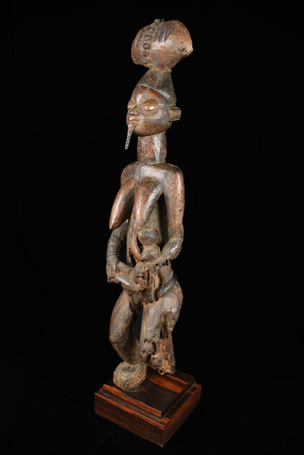 Maternity figure - Wood - Yoruba - Nigeria