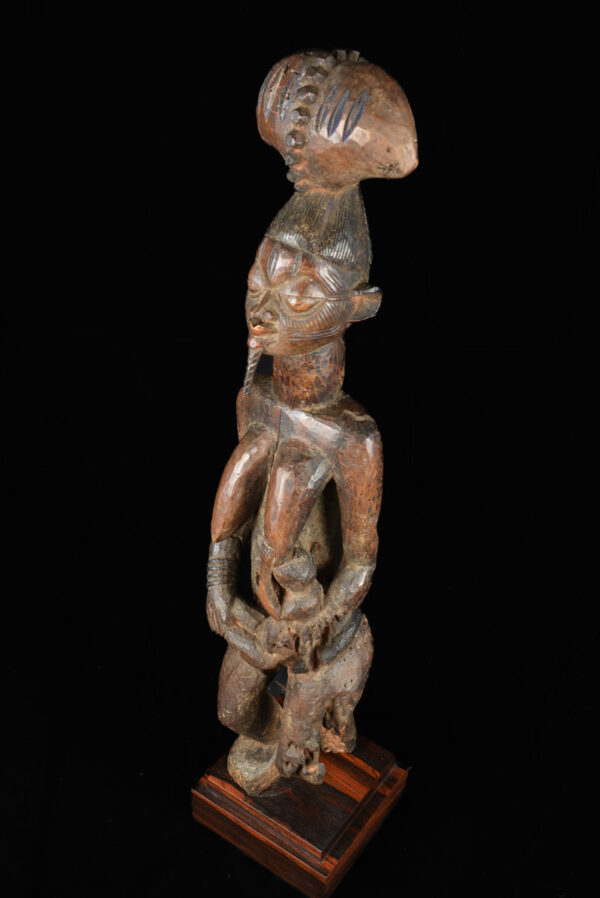 Maternity figure - Wood - Yoruba - Nigeria