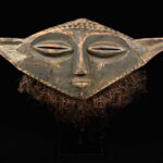 Panya Ngombe mask - Wood, Raphia - Pende - Congo