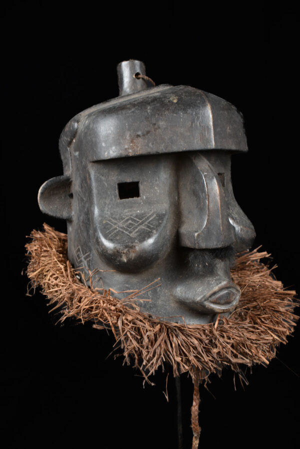 Mask - Wood, Raphia - Binji - Congo