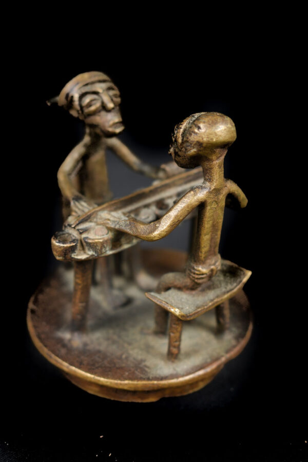Goldweight figure - Bronze - Ashanti - Ghana