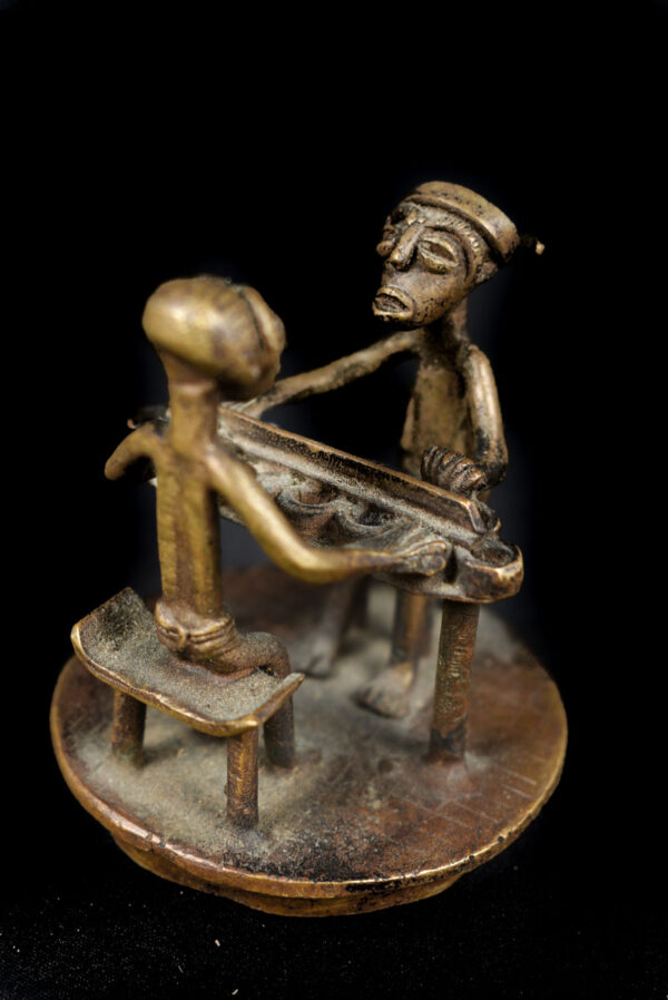 Goldweight figure - Bronze - Ashanti - Ghana