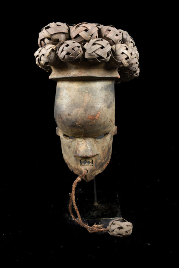 Initiation mask - Plant fibre, Wood - Salampasu - Congo