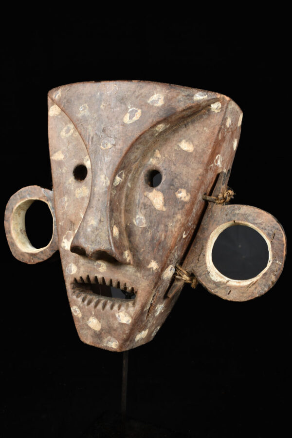 War Mask - Wood - Boa - DR Congo