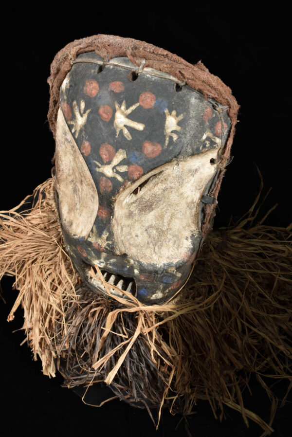 Ndaaka Mask - Wood - Ituri- DR Congo