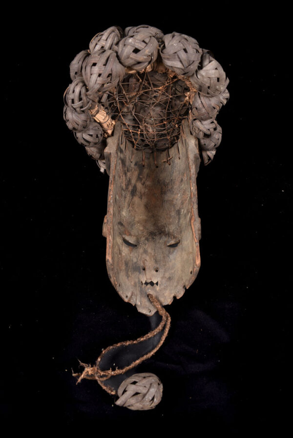 Initiation mask - Plant fibre, Wood - Salampasu - Congo