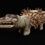 Nkisi Kozo - Glass, Nail, Wood - Bakongo - Congo