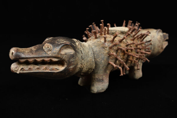 Nkisi Kozo - Glass, Nail, Wood - Bakongo - Congo