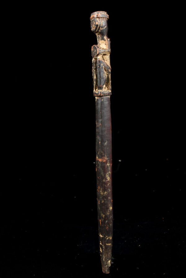 Unique wooden ritual figure / drum handle from Nepal. Wonderful patina of use. Provenance: former private collection from Germany.