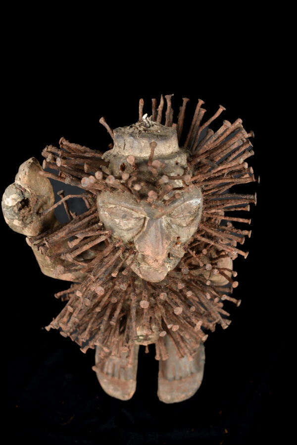 Nkisi Figure - Wood, Nails - Yombe - Congo