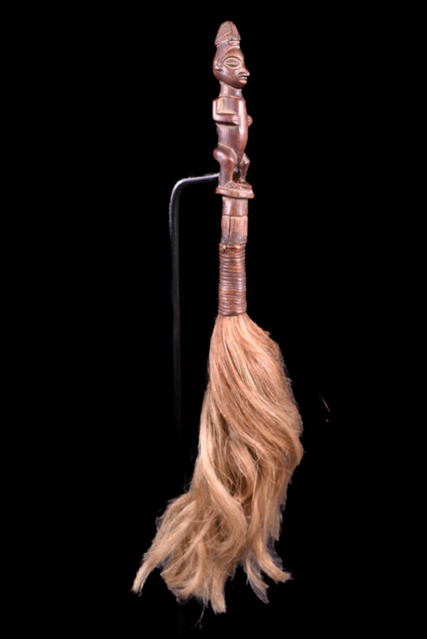 Fly whisk - Wood - Suku - DR Congo
