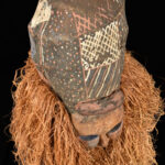 Kakunga mask - Textile, Wood, Raphia - Yaka - Congo