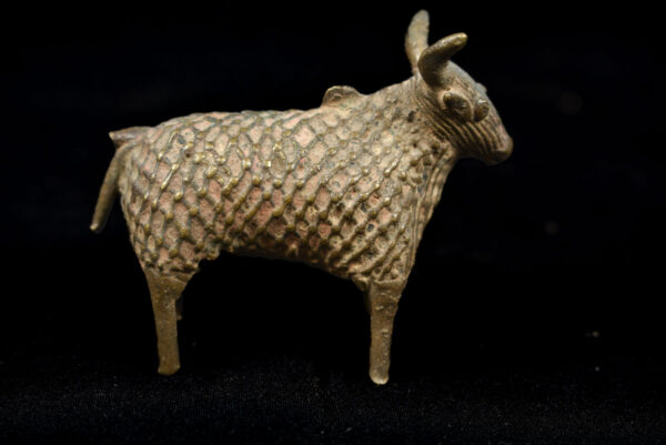 Zebu Bull figure - Dhokra Bronze - Orissa - India