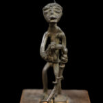 Goldweight figure - Bronze - Ashanti - Ghana