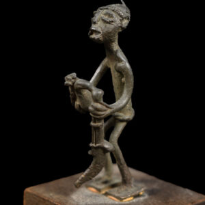 Goldweight figure - Bronze - Ashanti - Ghana