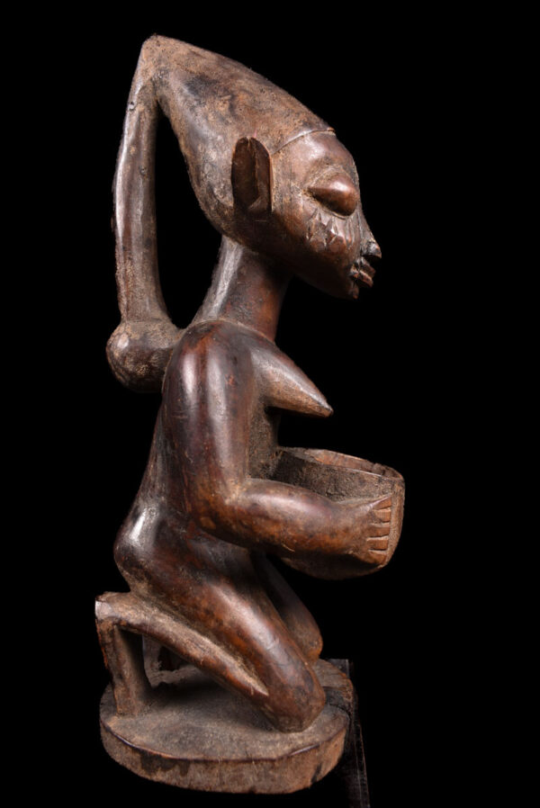 Divination bowl figure - Wood - Yoruba - Nigeria