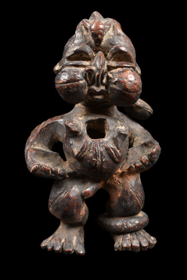 Figure, House God - Terracotta -Tikar - Cameroon