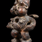 Figure, House God - Terracotta -Tikar - Cameroon
