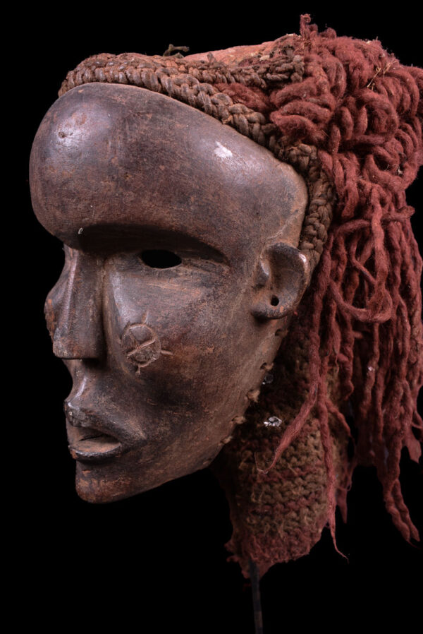 Mask - Wood, Raphia - Lwena - Angola